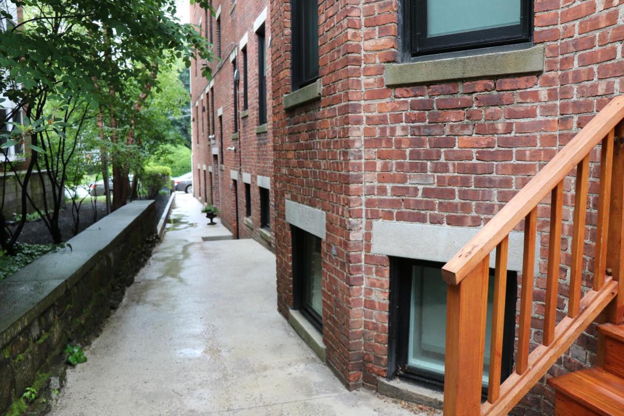 A Stylish Stay With A King Bed And Heated Floors #27 Brookline Eksteriør bilde